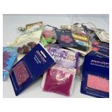 Embellishing Supplies: Beads, Rosettes, Appliqueï¿½