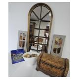 Home Decor Assortment