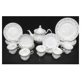 ROYAL ALBERT MEMORY LANE TEA SET
