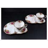 ROYAL ALBERT OLD COUNTRY ROSE TEACUPS & SAUCERS