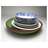 COLLECTION OF SMALL DECORATIVE PLATES