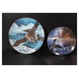 2 DECORATIVE BIRD THEMED CERAMIC PLATES