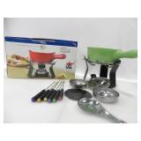 TRUDEAU FONDUE SET WITH FUEL CAPSULES, RECIPE