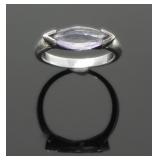 SILVER RING W/ PURPLE GLASS 3g