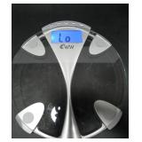 WEIGHT WATCHERS GLASS TRACKER SCALE