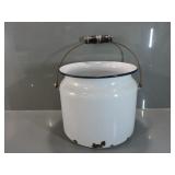 RUSTIC WHITE ENAMELWARE POT WITH WOODEN HANDLE