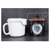 CORNINGWARE WHITE MUG WITH VENTED LID