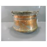 ANTIQUE HAMMERED COPPER COULDRON