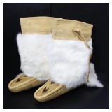 HANDMADE MUKLUKS W/ DARK RED BEADING, W SIZE 6