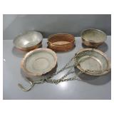 ASSORTED COPPER & BRASS BOWLS AND PANS