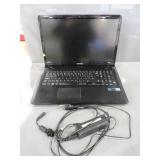 SAMSUNG 17' i3-3110 6GB 1TB DVD LAPTOP COMPUTER