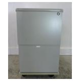 2 DRAWER ROLLING FILING CABINET ON CASTORS