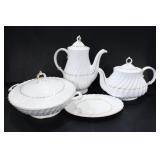 ROYAL DOULTON FINE BONE CHINA TEA SET