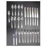 1881 W.M.A. ROGERS 'CORONET 1926' CUTLERY PIECES