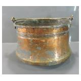 ANTIQUE HAMMERED COPPER COULDRON