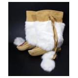 HANDMADE MUKLUKS W/ MULTI COLOR BEADING, W SIZE 5