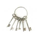SILVER-TONE KEY RING W/ 6 SKELETON KEYS