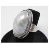 925 SILVER & M.O.P. RING 12g