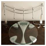 CONAIR BATHROOM SCALE AND TOWEL RACKS