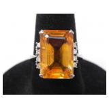 10KT GOLD ORANGE STONE & DIAMOND RING 6g