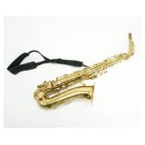 VITO ALTO SAXOPHONE W/ CASE