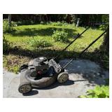 YARDMACHINE 21' GAS LAWN MOWER MODEL 11A-A2S5516
