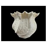 BELLEEK IRISH PORCELAIN CLAM SHELL VASE
