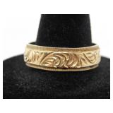 14KT GOLD ENGRAVED WEDDING BAND 5.8g $1,950