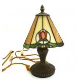 STAINED GLASS TULIP PATTERN LAMP