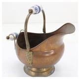LARGE COPPER DELFT-STYLE HANDLE POT WITH SPOUT