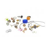 LOT OF ASSORTED COSTUME JEWELRY