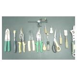 ASSORTED HAND TOOLS