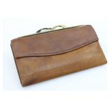 COWHIDE & GOLDTONE FOLD OUT CARD & COIN WALLET