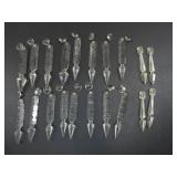 LOT OF 16 DROP-CRYSTALS & 4 PLASTIC DROP CRYSTALS