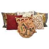 LOT OF ASSORTED THROW PILLOWS