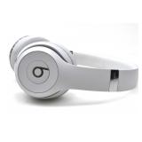 WHITE BEATS WIRELESS HEADPHONES