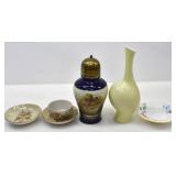 ASSORTED LOT OF PORCELAIN & CHINA ITEMS