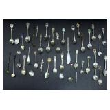 LOT OF SILVERPLATE & OTHER METAL SOUVENIR SPOONS