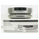BOSE WAVE MUSIC SYSTEM WITH MULTI-CD CHANGER