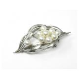 STERLING SILVER 9 PEARL BROOCH 12.6g