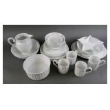 Bernardaud Limoges "Louvre" 28 Pc China Set