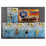 (5) 1988 LOONEY TUNES ACTION FIGURES MOC