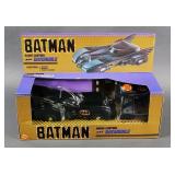 TOY BIZ BATMAN RADIO CONTROL BATMOBILE