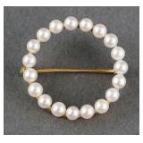 14K GOLD CIRCLE PIN WITH PEARLS