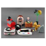 (7) VINTAGE NOVELTY SALT AND PEPPER SHAKER SETS