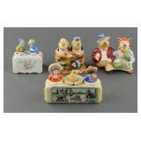 (4) SETS VINTAGE NODDER SALT AND PEPPER SHAKERS