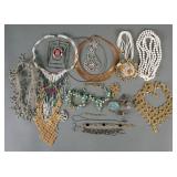 MIXED COSTUME JEWELRY & BEADED BAG GROUP