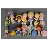VINTAGE STRAWBERRY SHORTCAKE DOLLS & PETS