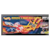 Hot Wheels Playset Mongoose & Snake Drag Race Set
