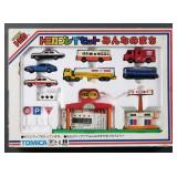 7 Pc Vintage TOMY Long Tomica ESSO Gift Set Japan